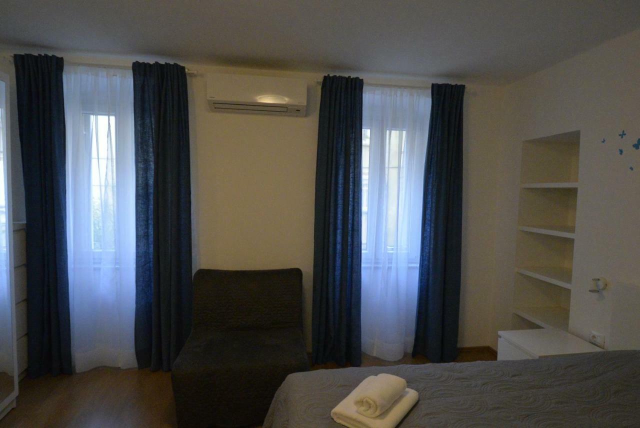 Apartments And Rooms Oliva Cres Dış mekan fotoğraf